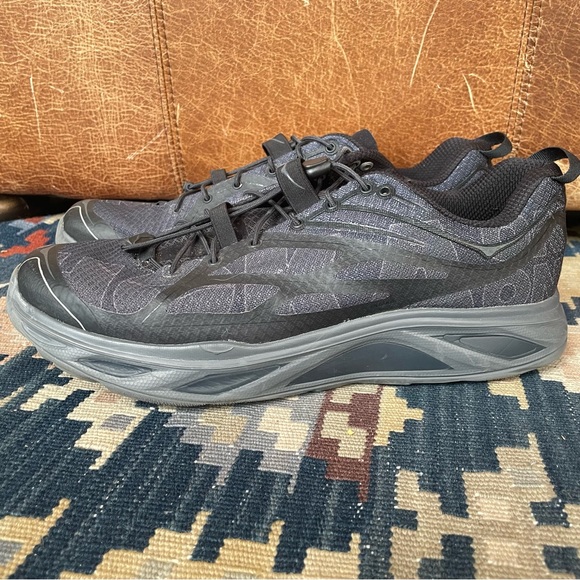 Hoka OneOne Huaka Origins Triple Black Sneaker Mens 12 - Picture 8 of 10